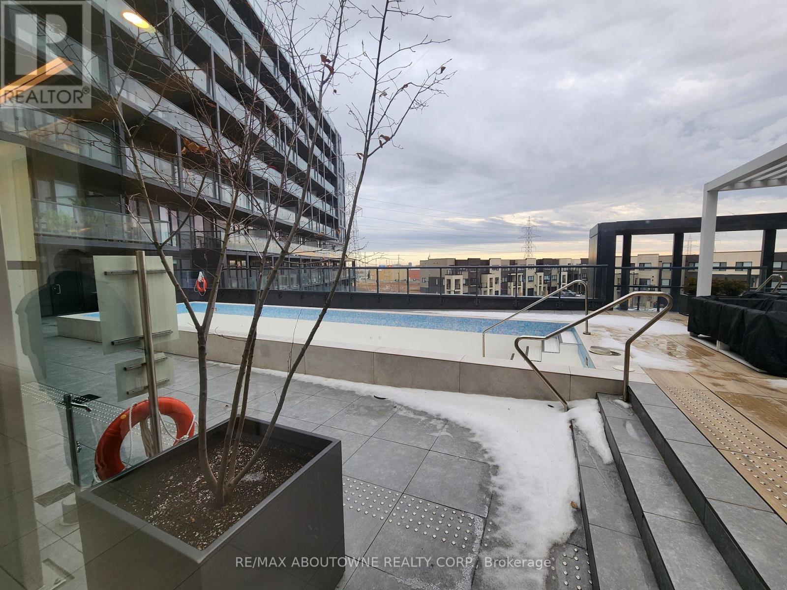 101 - 3210 Dakota Common, Burlington, Ontario  L7M 2A8 - Photo 26 - W12646486