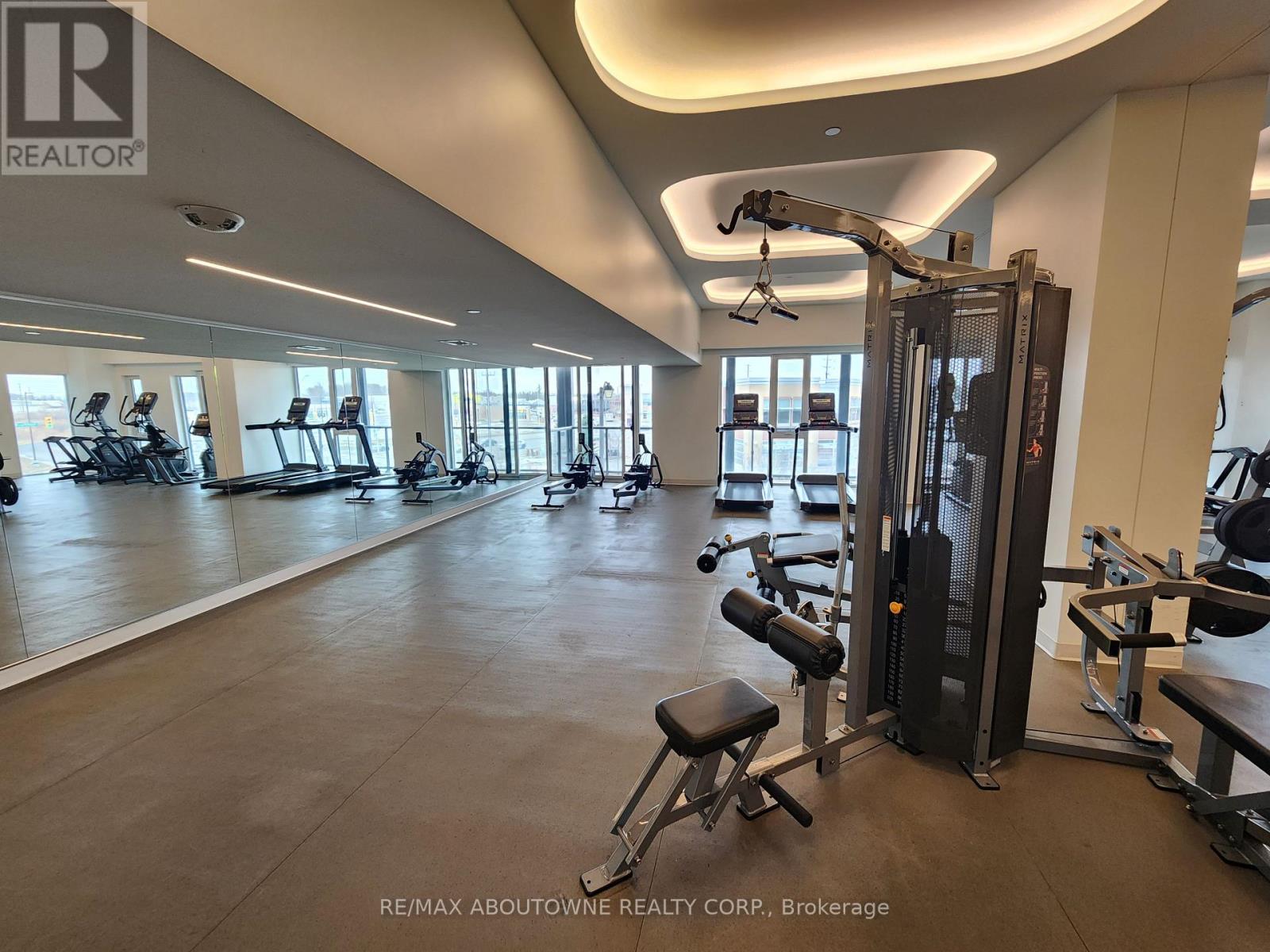 101 - 3210 Dakota Common, Burlington, Ontario  L7M 2A8 - Photo 28 - W12646486