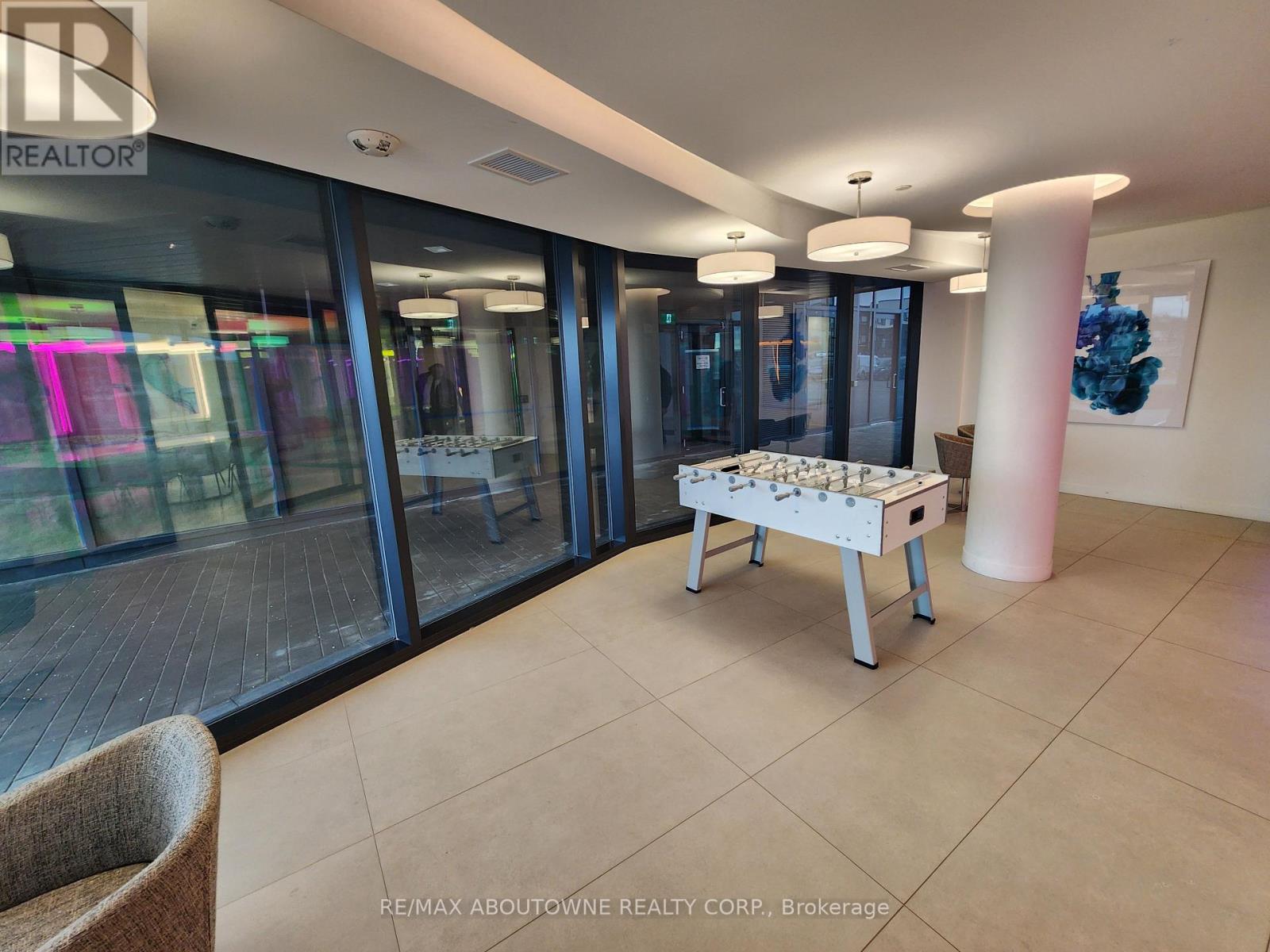 101 - 3210 Dakota Common, Burlington, Ontario  L7M 2A8 - Photo 35 - W12646486