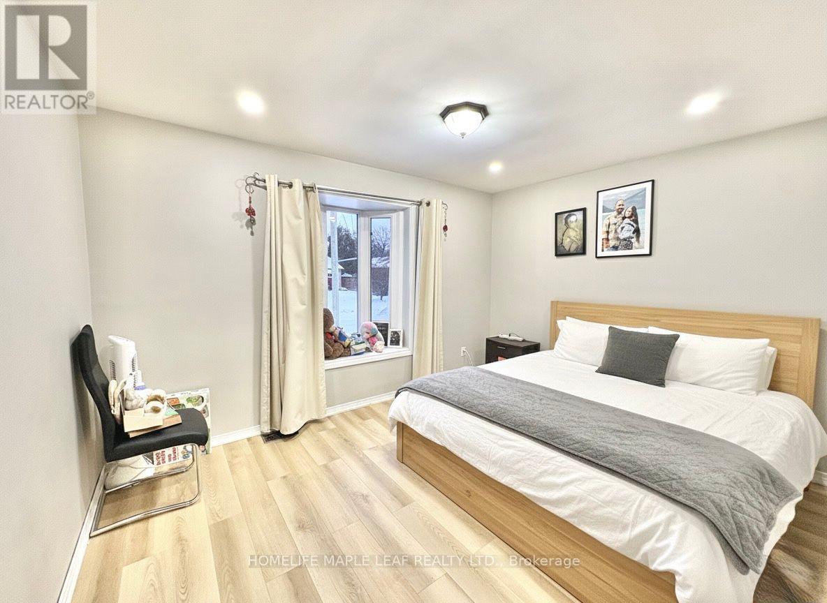 26 Cumbrian Court, Brampton, Ontario  L6X 2J8 - Photo 12 - W12646488