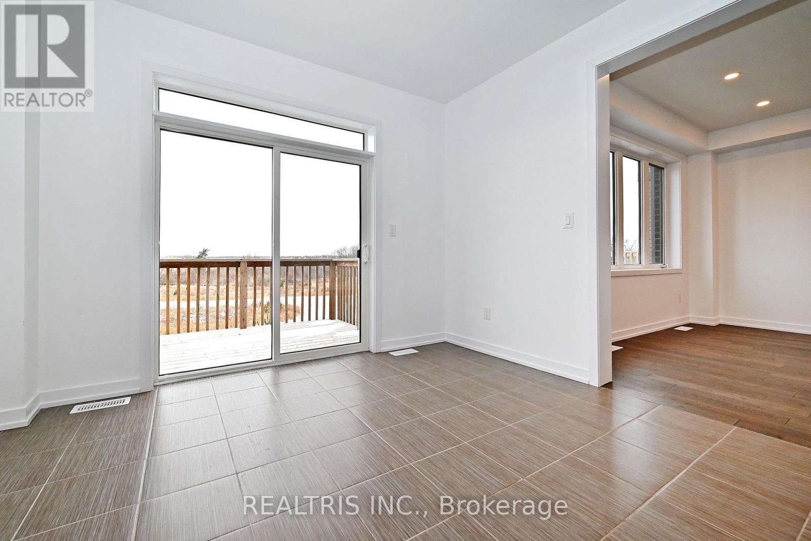 84 Hawick Crescent, Haldimand, Ontario  N3W 0G6 - Photo 11 - X12646440