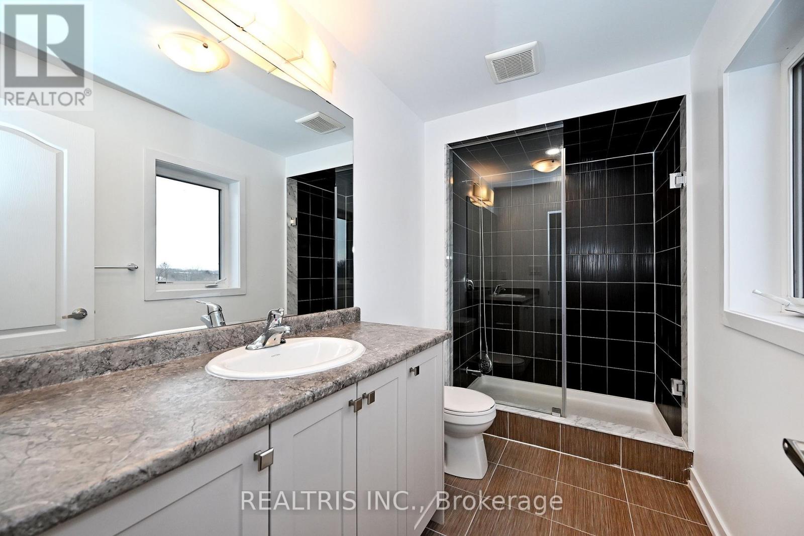 84 Hawick Crescent, Haldimand, Ontario  N3W 0G6 - Photo 21 - X12646440