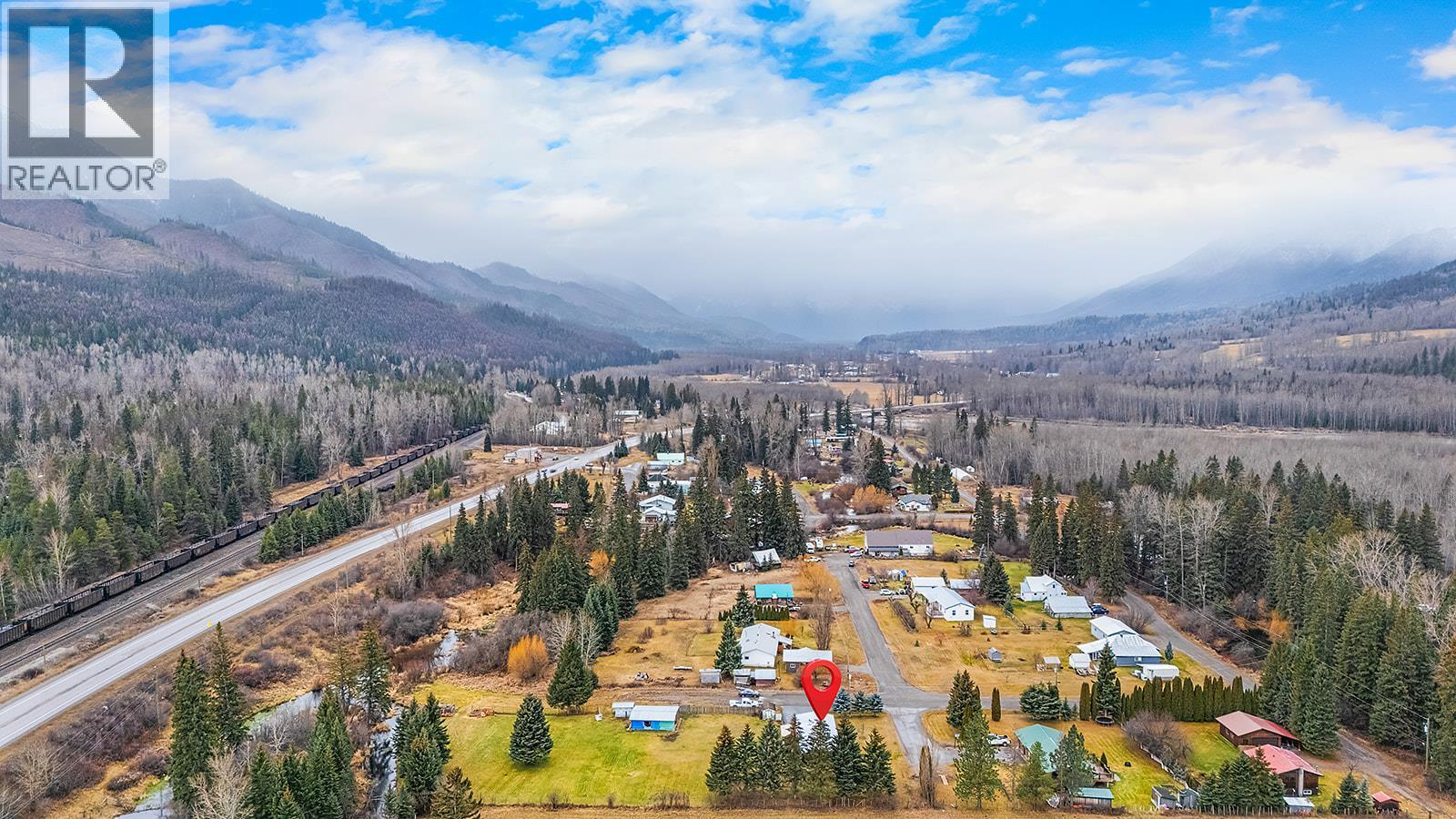 7471 1st Avenue, Fernie, British Columbia  V0B 1M5 - Photo 15 - 10371459