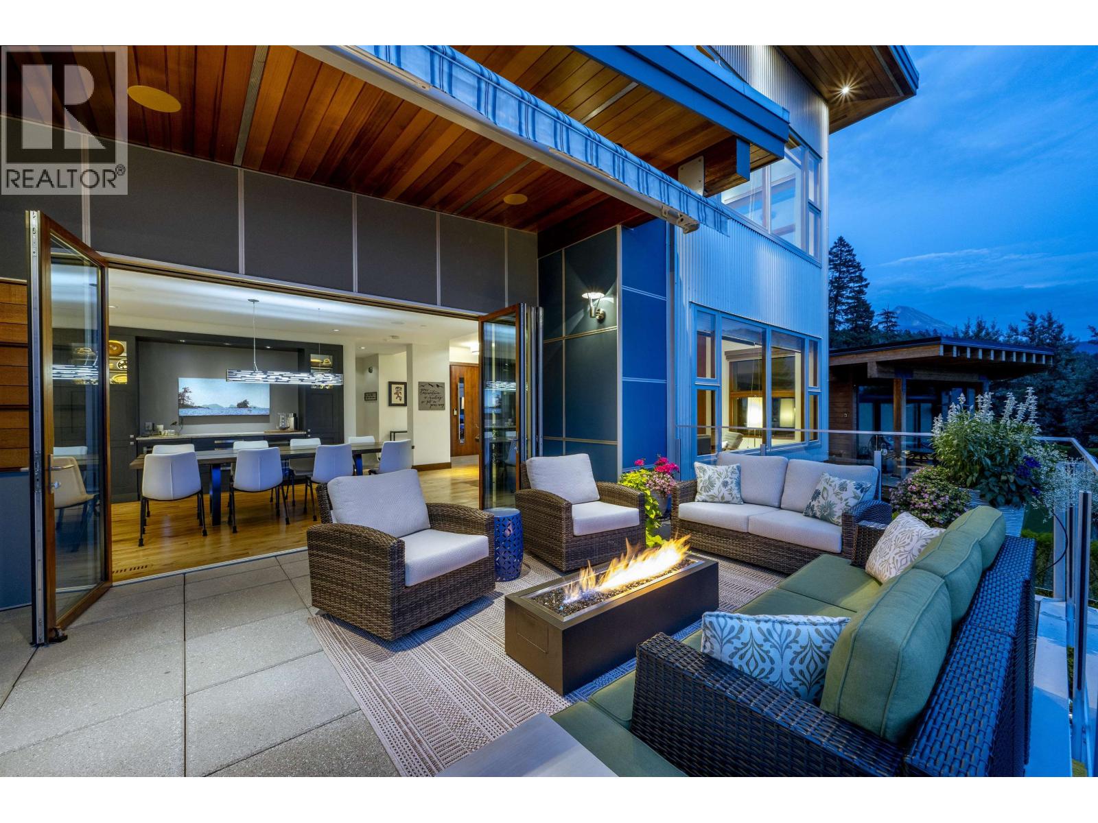 8529 Ashleigh Mcivor Drive, Whistler, British Columbia  V8E 1L9 - Photo 8 - R3074590