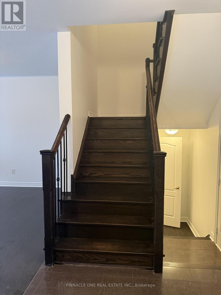 168 Durhamview Crescent, Whitchurch-Stouffville, Ontario  L4A 1S2 - Photo 20 - N12480991