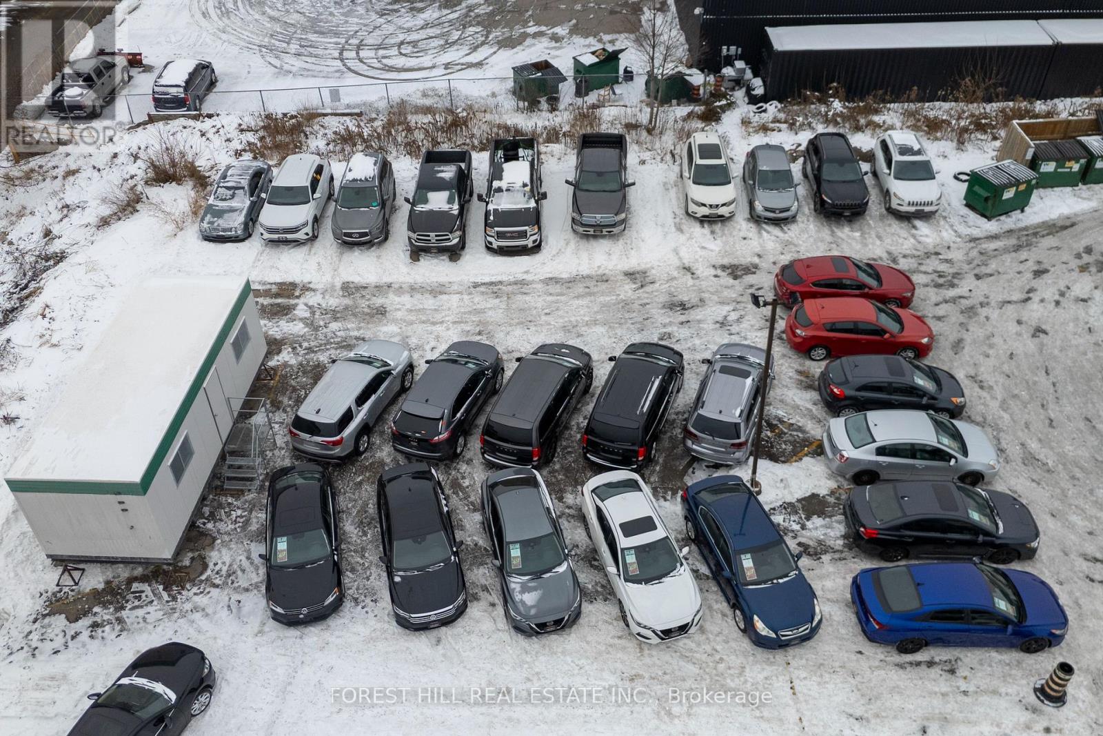 B - 1113 Finch Avenue W, Toronto, Ontario  M3J 2P7 - Photo 10 - W12646264