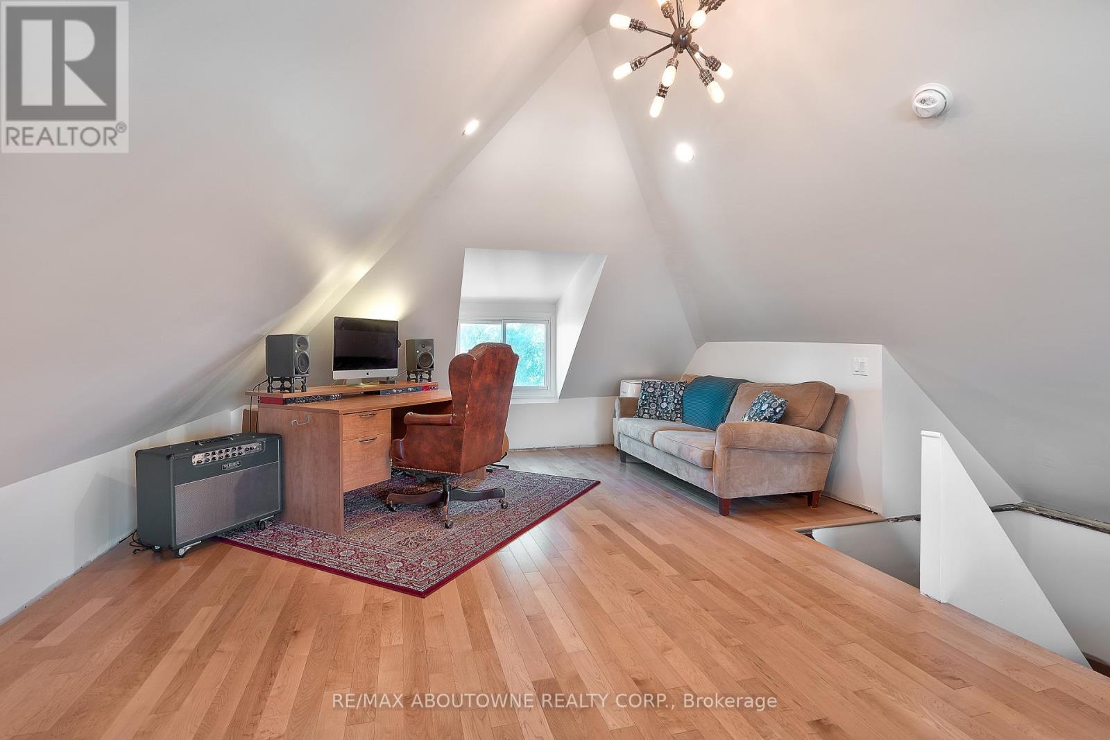 23 Ottawa Street S, Hamilton, Ontario  L8K 2C9 - Photo 14 - X12646322