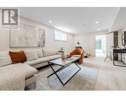 43 THORNY BRAE DRIVE, Markham, Ontario