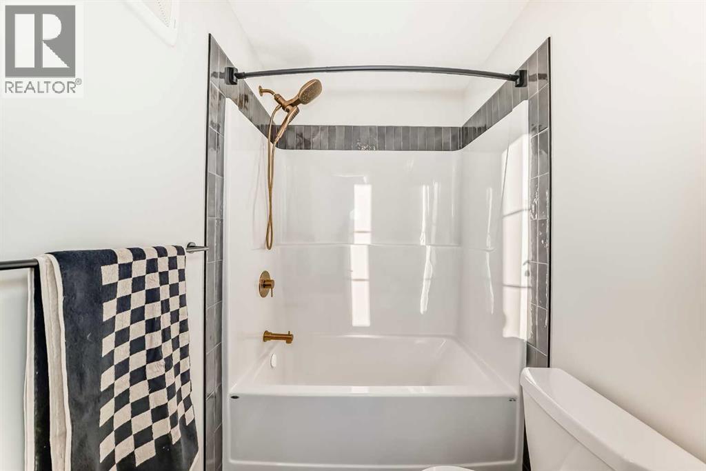 409 Clydesdale Avenue, Cochrane, Alberta  T4C 2Y6 - Photo 26 - A2271850