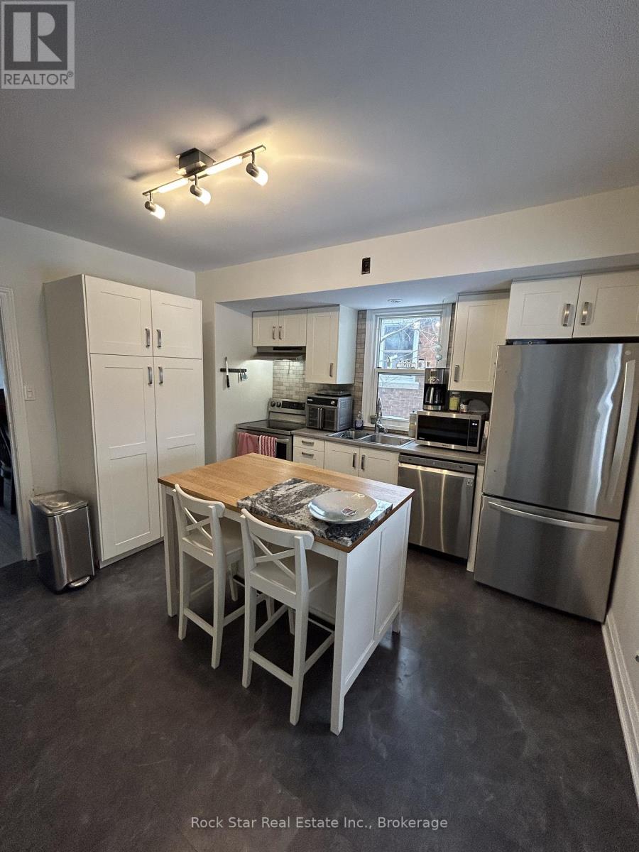 30 WEST 1ST STREET, Hamilton, Ontario