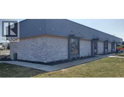 56 GRAND AVENUE East, Chatham, Ontario