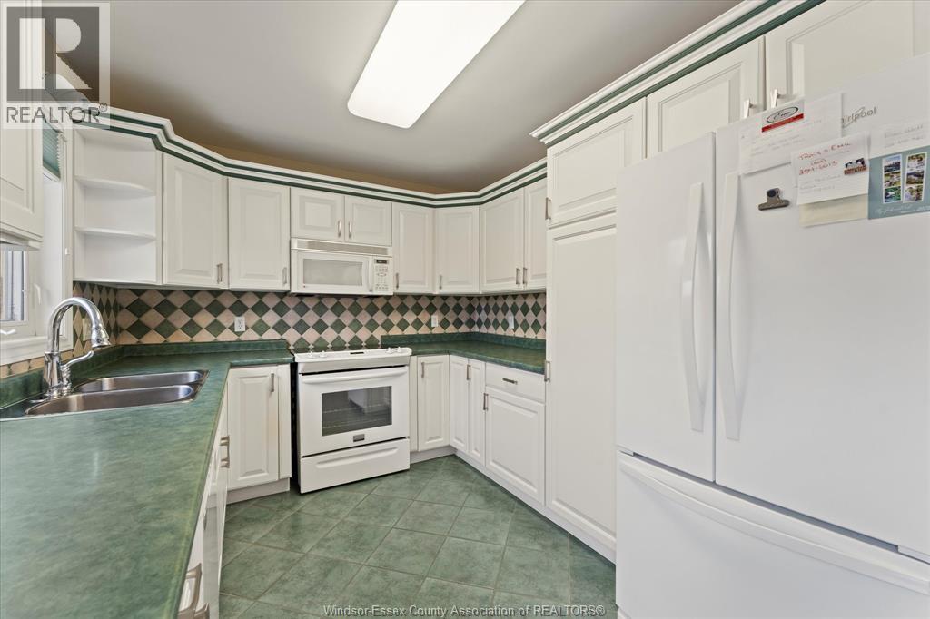 154 Purple Plum, Kingsville, Ontario  N9Y 3P6 - Photo 16 - 25031922