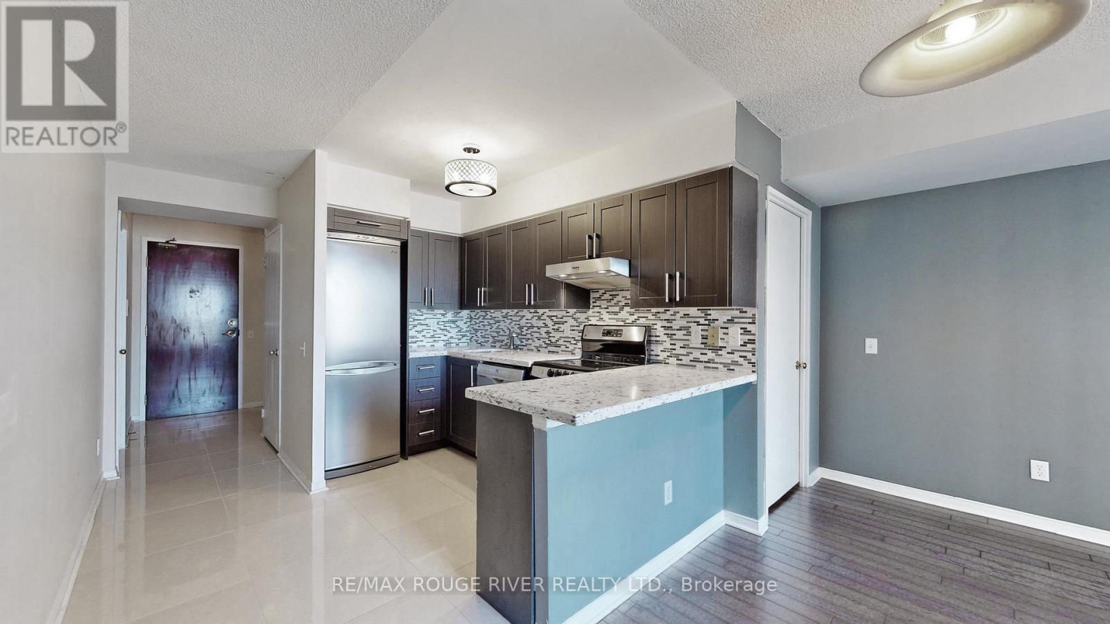 2501 - 750 Bay Street, Toronto, Ontario  M5G 1N6 - Photo 12 - C12646490