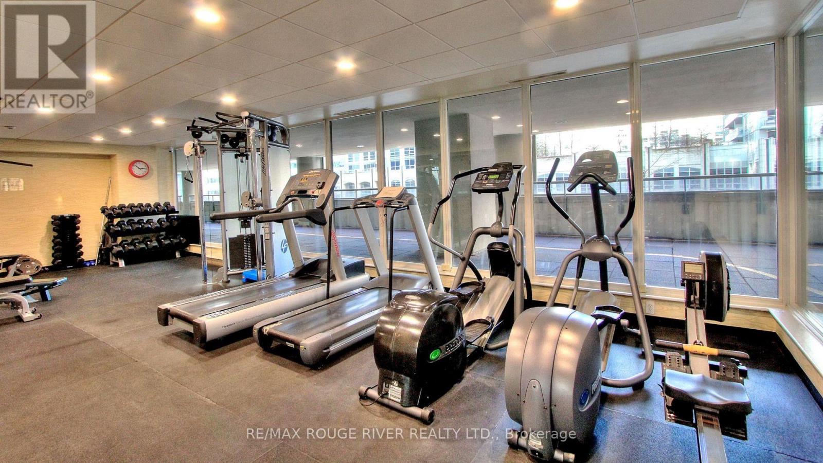 2501 - 750 Bay Street, Toronto, Ontario  M5G 1N6 - Photo 25 - C12646490