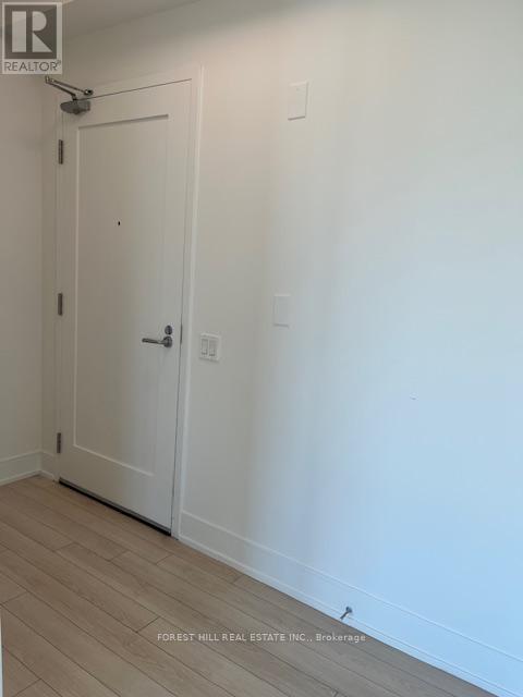 412 - 310 Tweedsmuir Avenue, Toronto, Ontario  M5P 2Y2 - Photo 4 - C12646496