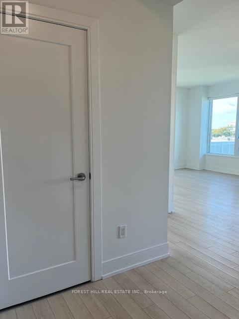 412 - 310 Tweedsmuir Avenue, Toronto, Ontario  M5P 2Y2 - Photo 5 - C12646496