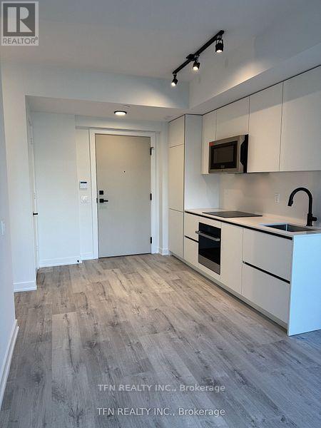 2008 - 327 King Street W, Toronto, Ontario  M5V 0W7 - Photo 13 - C12646532