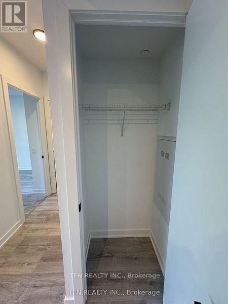 2008 - 327 King Street W, Toronto, Ontario  M5V 0W7 - Photo 15 - C12646532