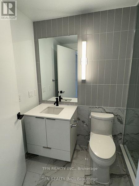 2008 - 327 King Street W, Toronto, Ontario  M5V 0W7 - Photo 9 - C12646532