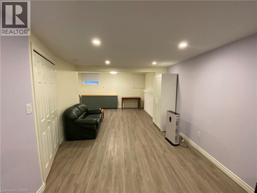 160 Westcourt Place, Waterloo, Ontario  N2L 2R7 - Photo 24 - 40794802