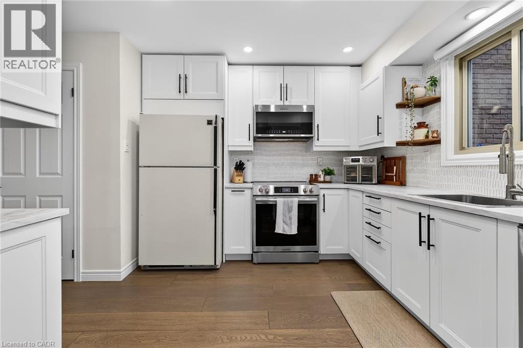 150 Gateshead Crescent Unit# 15, Stoney Creek, Ontario  L8G 4A7 - Photo 10 - 40794756