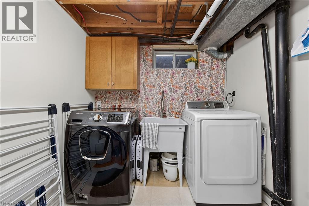 150 Gateshead Crescent Unit# 15, Stoney Creek, Ontario  L8G 4A7 - Photo 35 - 40794756