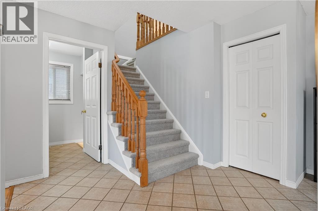 54 Glencliffe Court, Kitchener, Ontario  N2B 3X1 - Photo 22 - 40787052