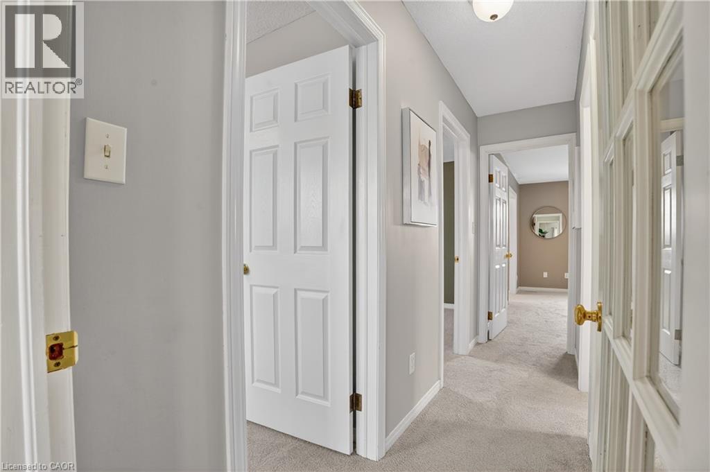 54 Glencliffe Court, Kitchener, Ontario  N2B 3X1 - Photo 27 - 40787052