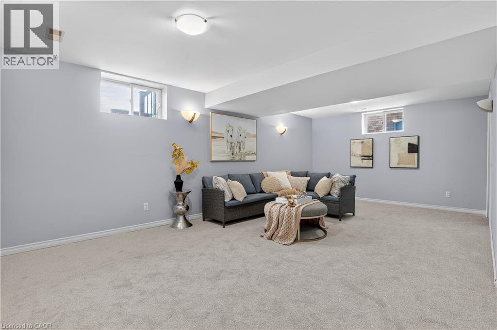 54 Glencliffe Court, Kitchener, Ontario  N2B 3X1 - Photo 42 - 40787052