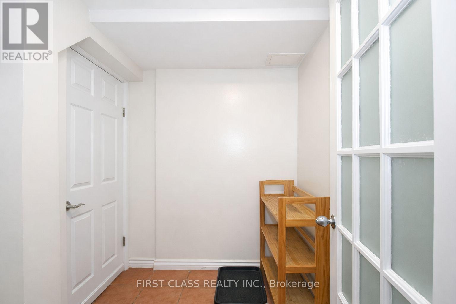 102 Greenwood Avenue, Toronto, Ontario  M4L 2P6 - Photo 15 - E12646522