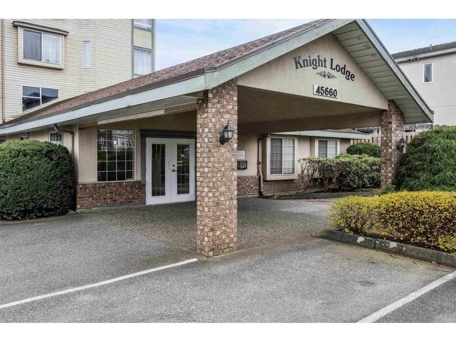 307 45660 Knight Road, Sardis West Vedder, Chilliwack, British Columbia  V2R 2X4 - Photo 2 - R3074701