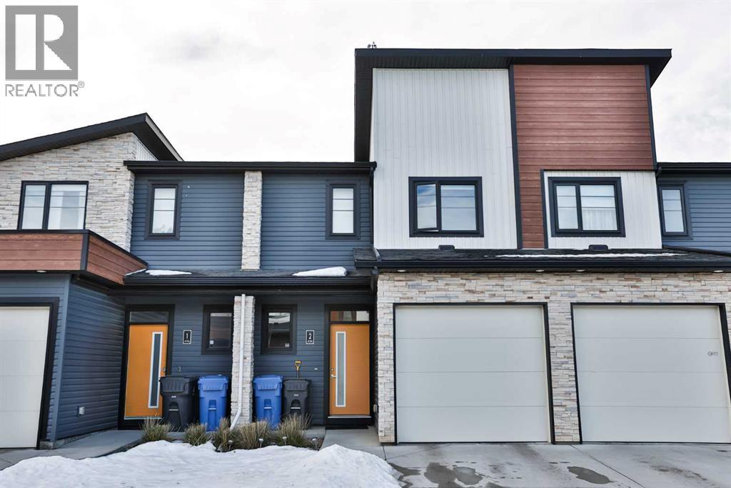 2, 426 Highlands Boulevard W, Lethbridge, Alberta