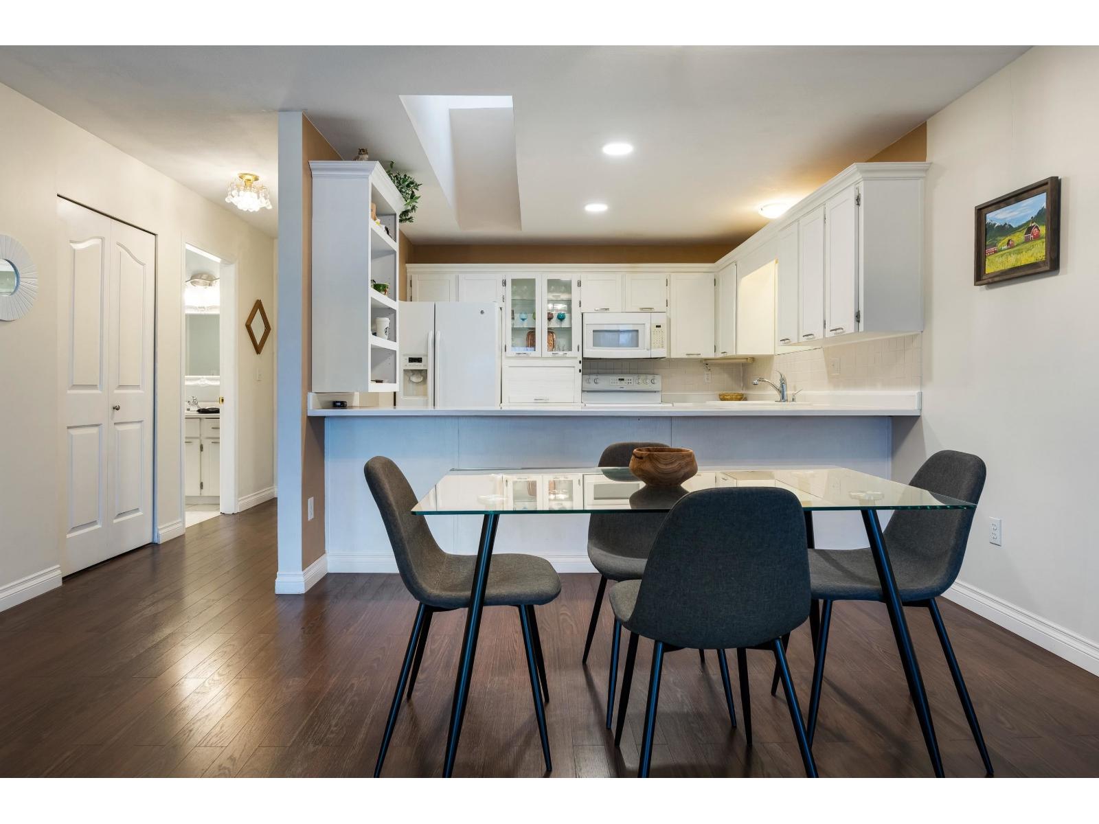 307 45660 Knight Road, Sardis West Vedder, Chilliwack, British Columbia  V2R 2X4 - Photo 11 - R3074701