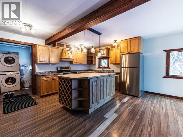 6 Bluebird Hill, Whitehorse South, Yukon Y0B 1Y2 - Photo 4 - 17010