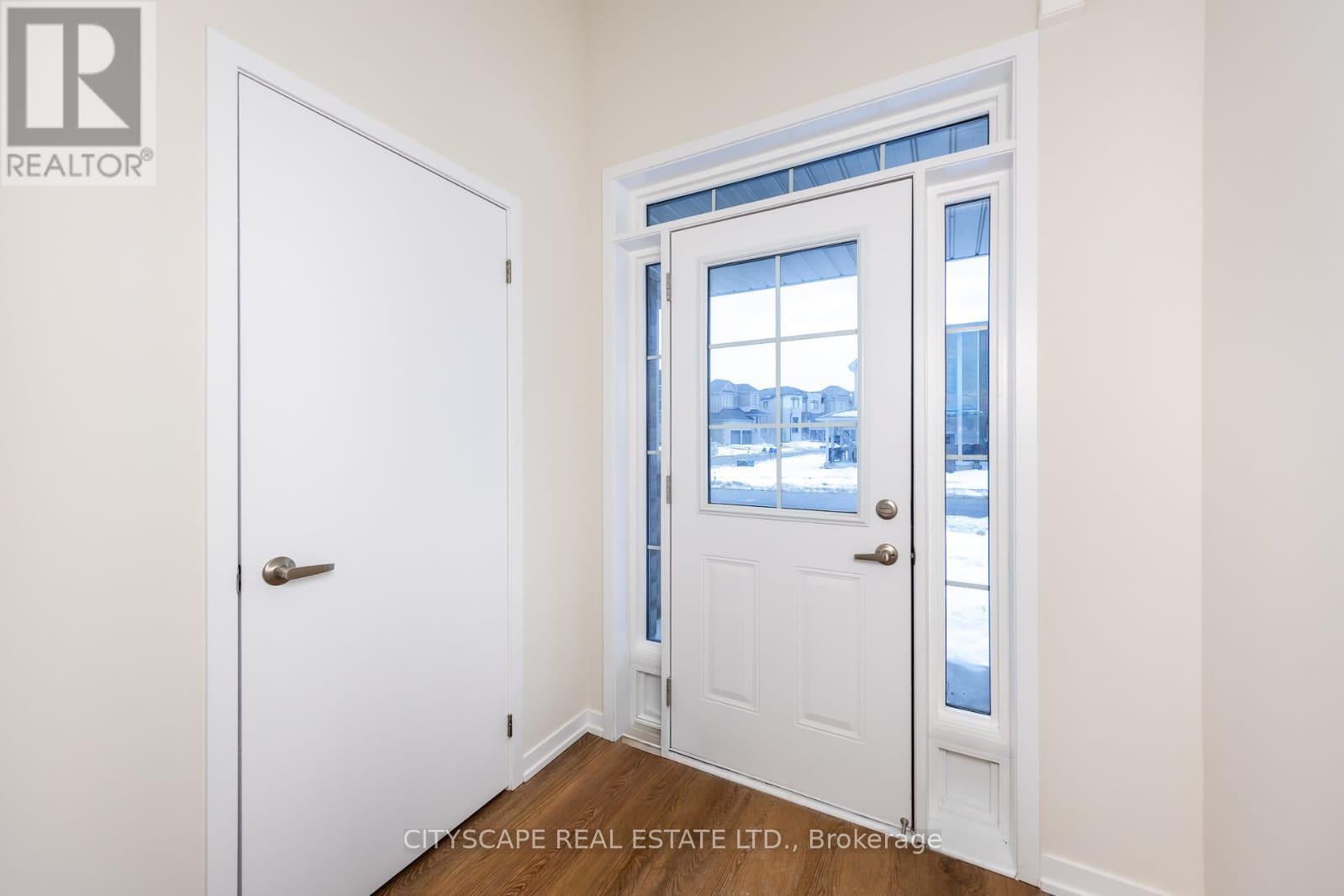 2100 Cayenne Street, Oshawa, Ontario  L1H 0H4 - Photo 4 - E12608488