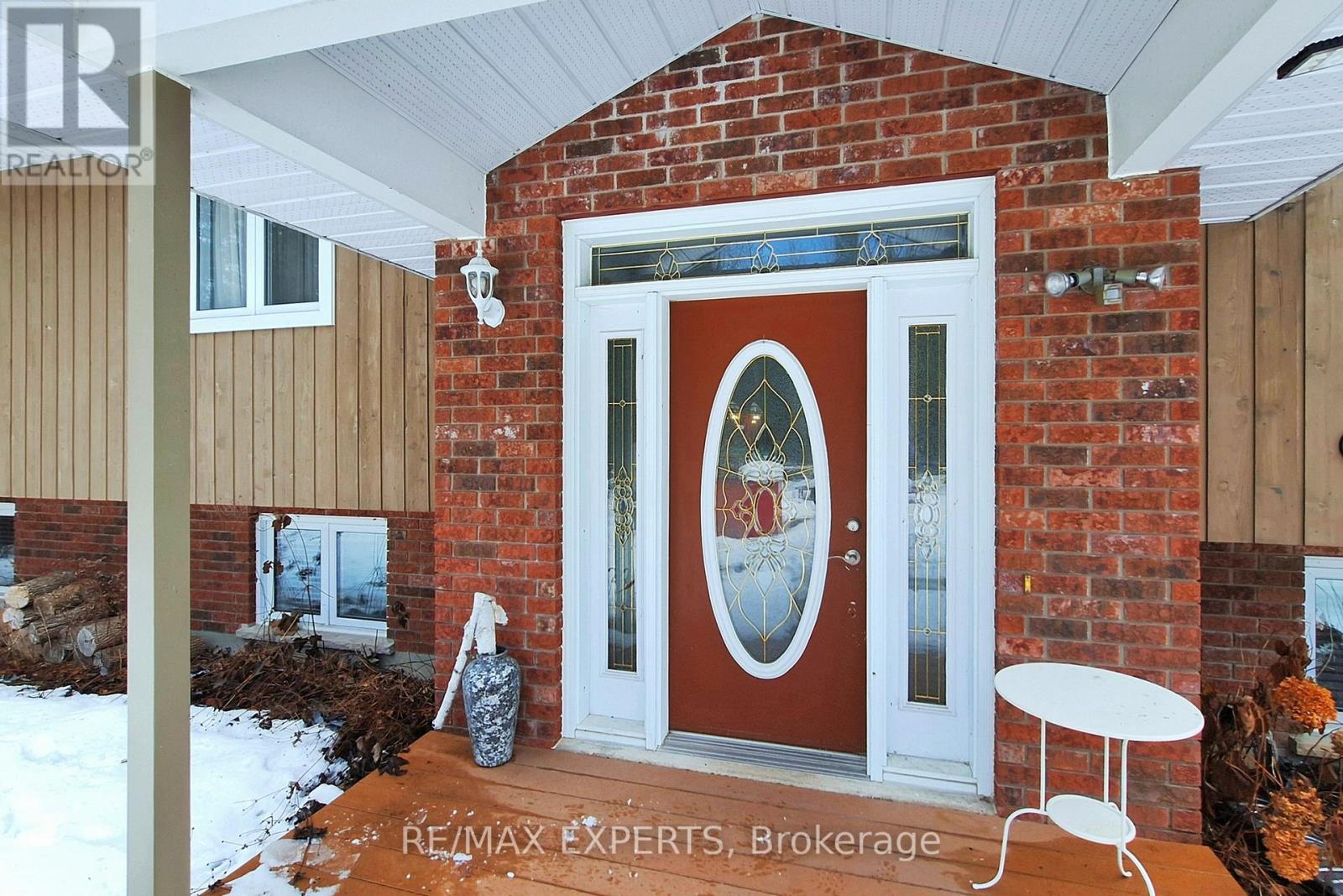 3180 Fleming Boulevard, Innisfil, Ontario  L9S 2Z1 - Photo 3 - N12645486