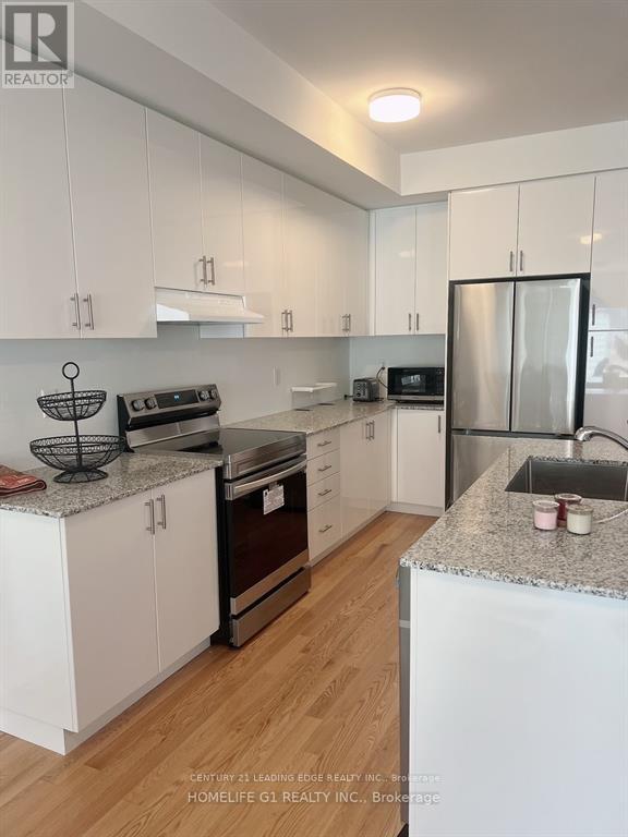 11 Liam Foudy Court, Toronto, Ontario  M1P 0G3 - Photo 6 - E12635256