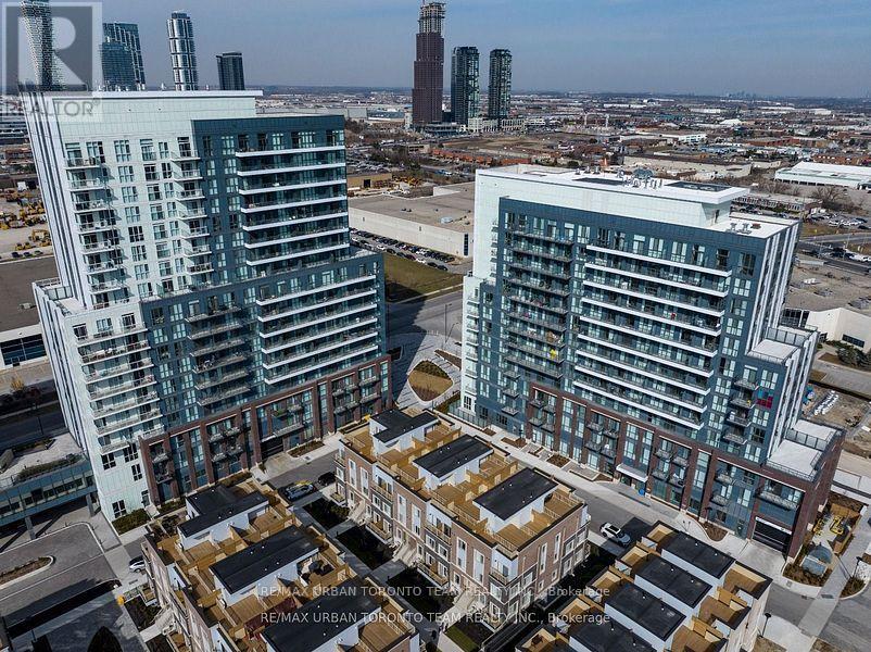 TH215 - 131 HONEYCRISP CRESCENT, Vaughan, Ontario