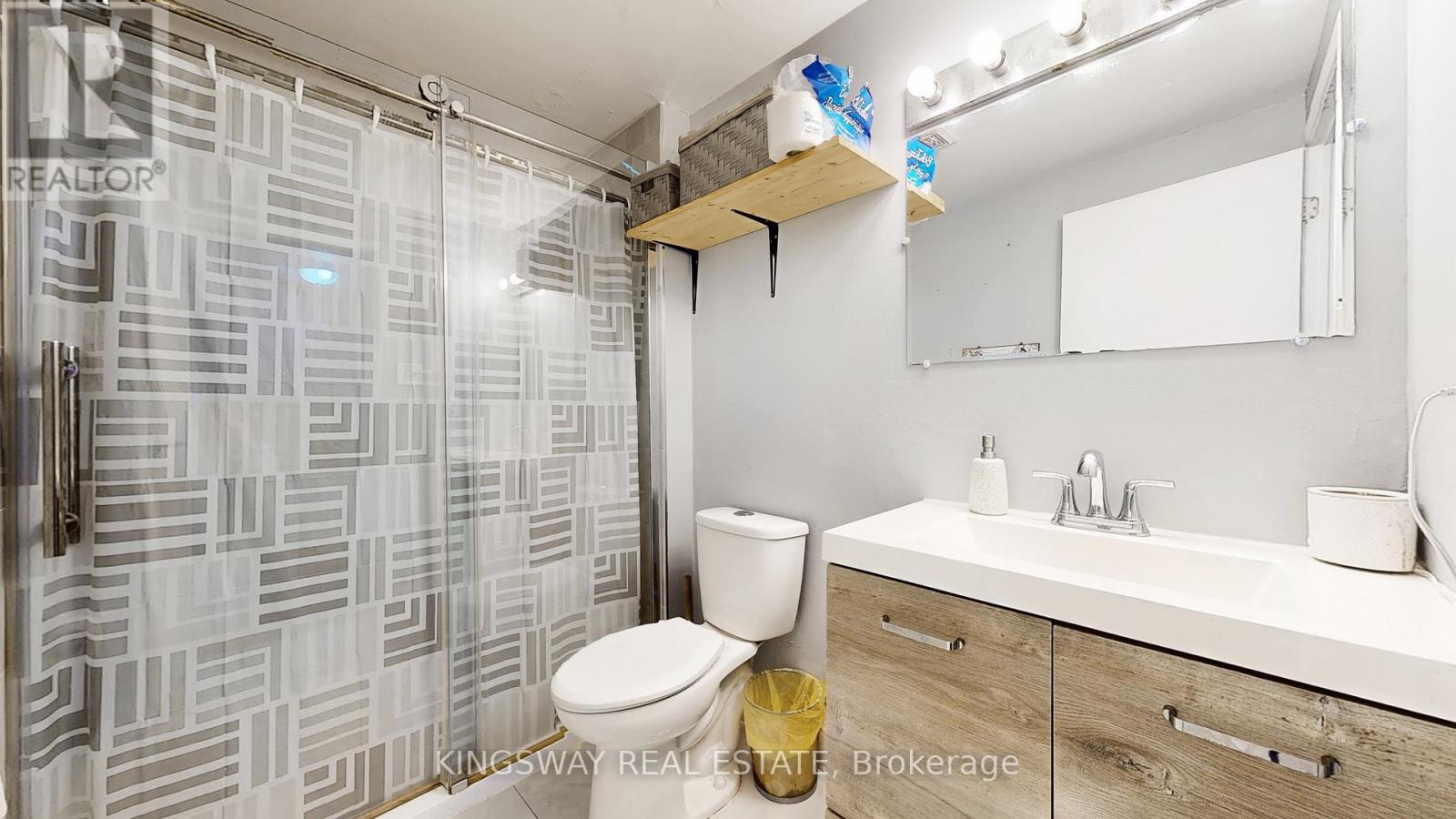 111 - 105 Hansen Road N, Brampton, Ontario  L6V 3C9 - Photo 16 - W12646494