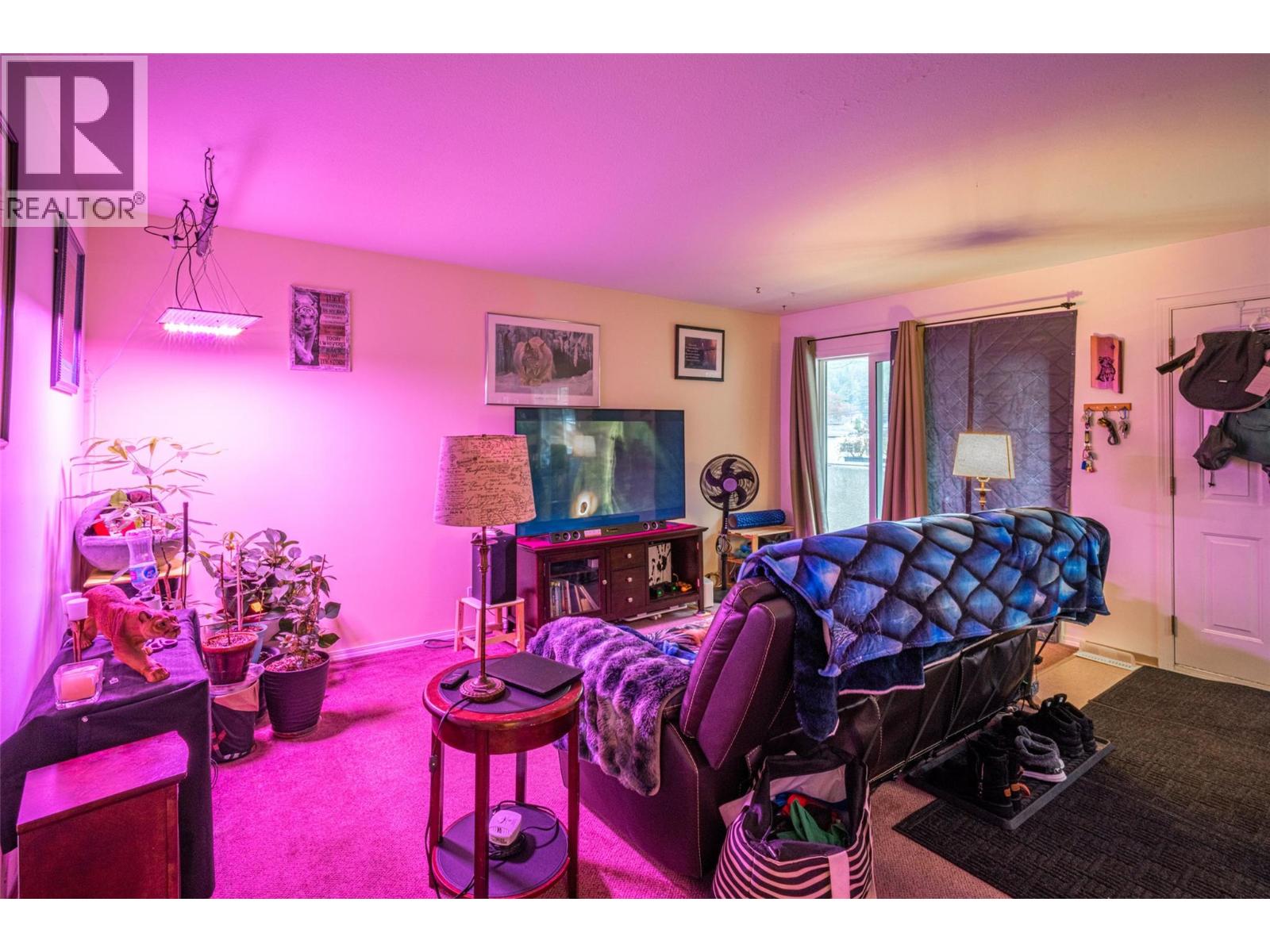 5683 97 Highway, Falkland, British Columbia  V0E 1W0 - Photo 15 - 10371379