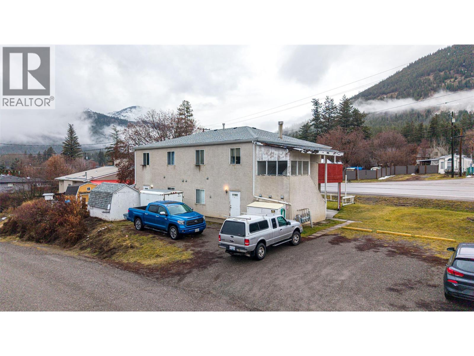 5683 97 Highway, Falkland, British Columbia  V0E 1W0 - Photo 39 - 10371379