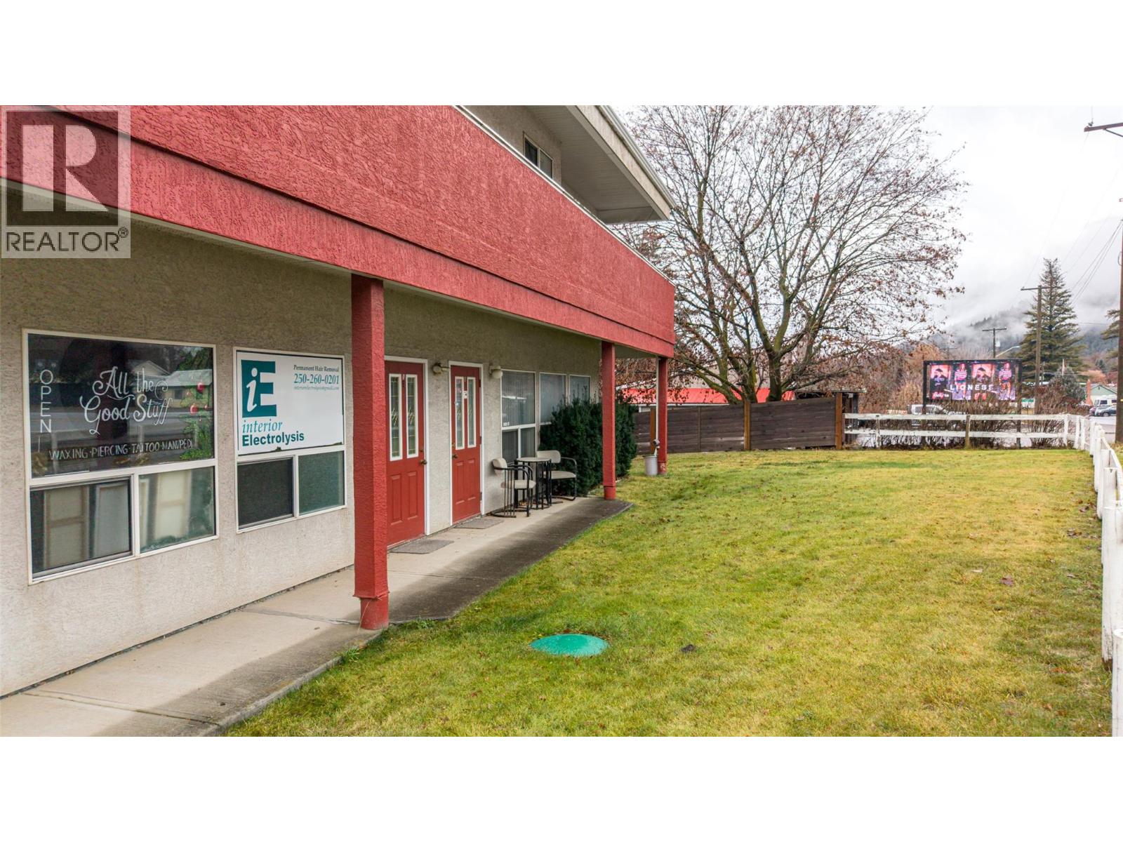 5683 97 Highway, Falkland, British Columbia  V0E 1W0 - Photo 4 - 10371379