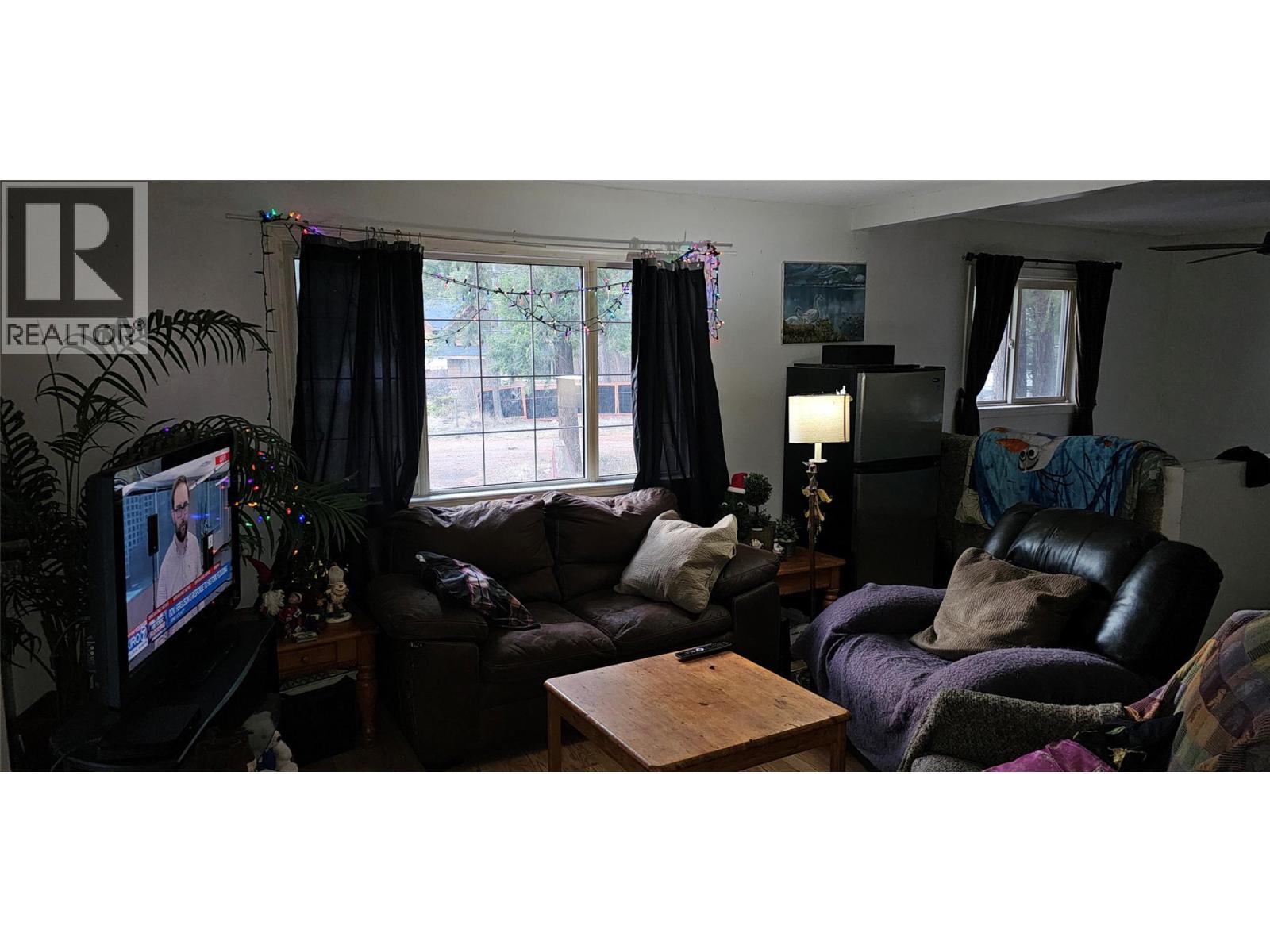 518 Leah Road, Vernon, British Columbia  V1H 2E6 - Photo 5 - 10371275