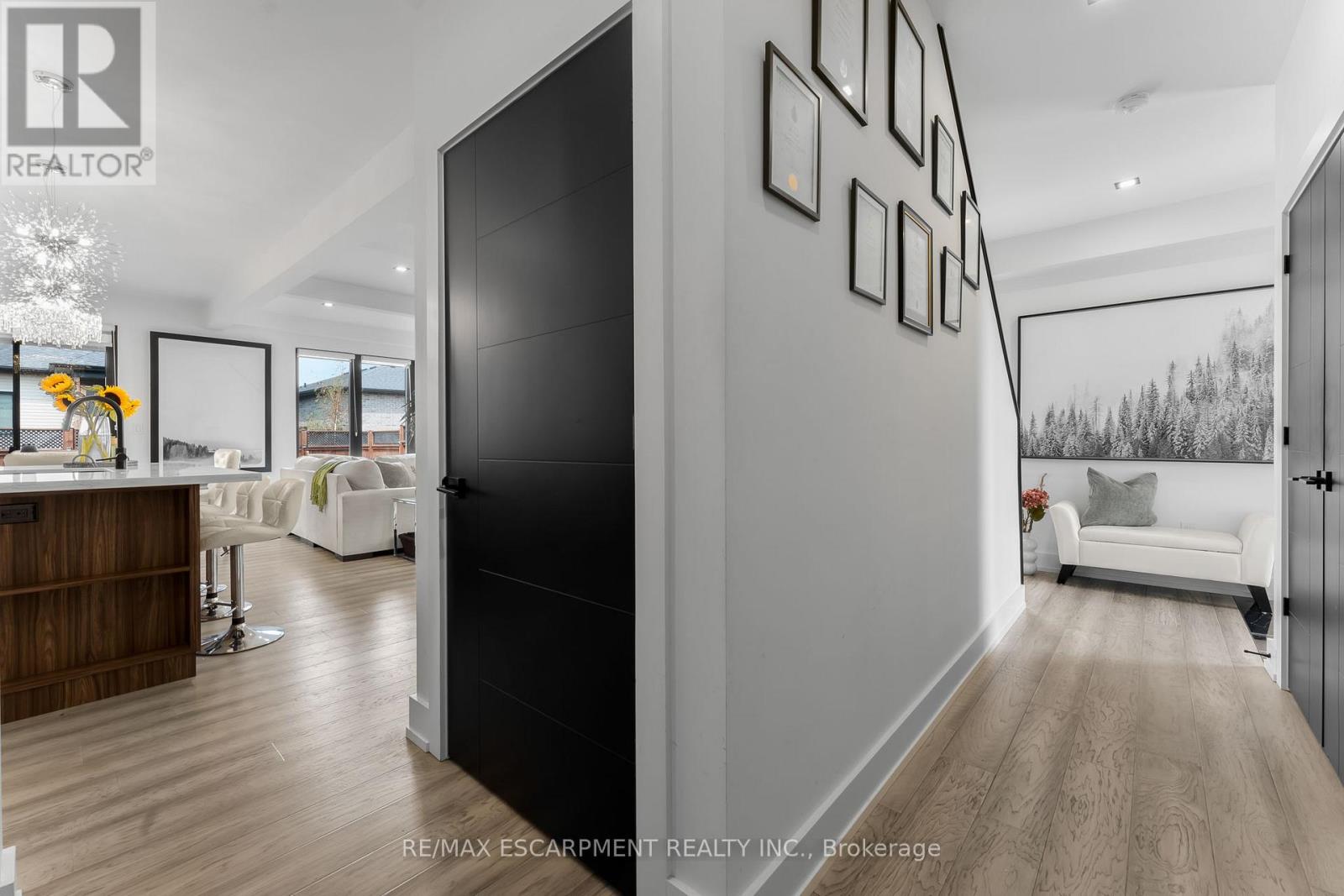 14 Willowbrook Drive, Welland, Ontario  L3C 0G1 - Photo 32 - X12646498