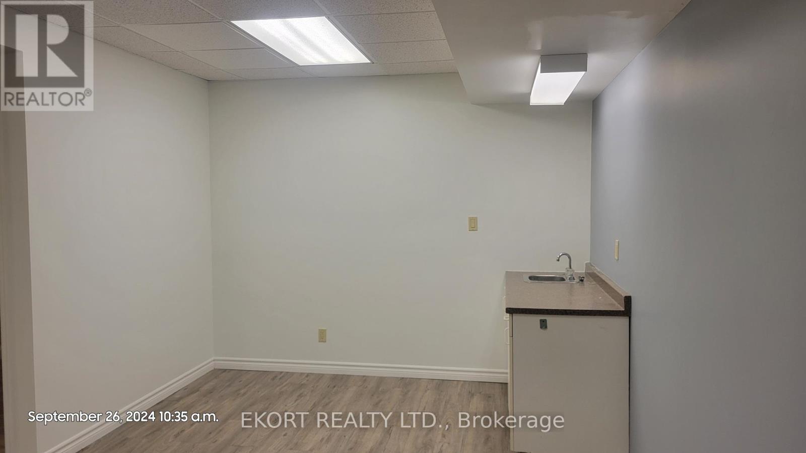 202 - A-82 Dundas Street W, Quinte West, Ontario  K8V 3P3 - Photo 14 - X12646558