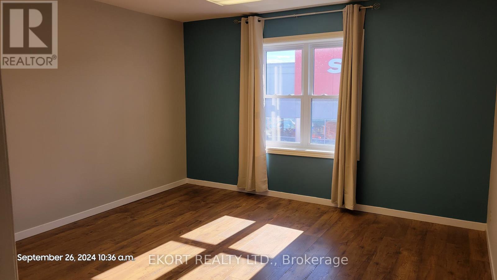 202 - A-82 Dundas Street W, Quinte West, Ontario  K8V 3P3 - Photo 5 - X12646558