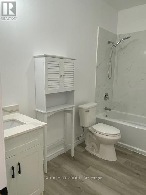 106 Meagan Lane, Quinte West, Ontario  K0K 2C0 - Photo 12 - X12646630