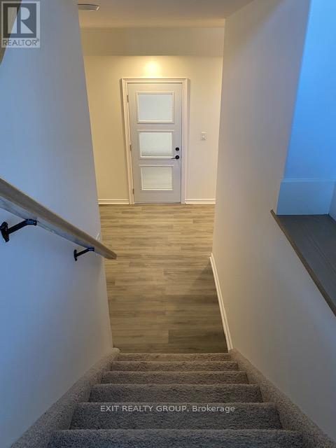 106 Meagan Lane, Quinte West, Ontario  K0K 2C0 - Photo 6 - X12646630