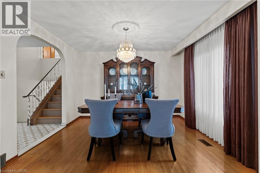 48 Village Drive, Hamilton, Ontario  L8E 3N1 - Photo 9 - 40778814