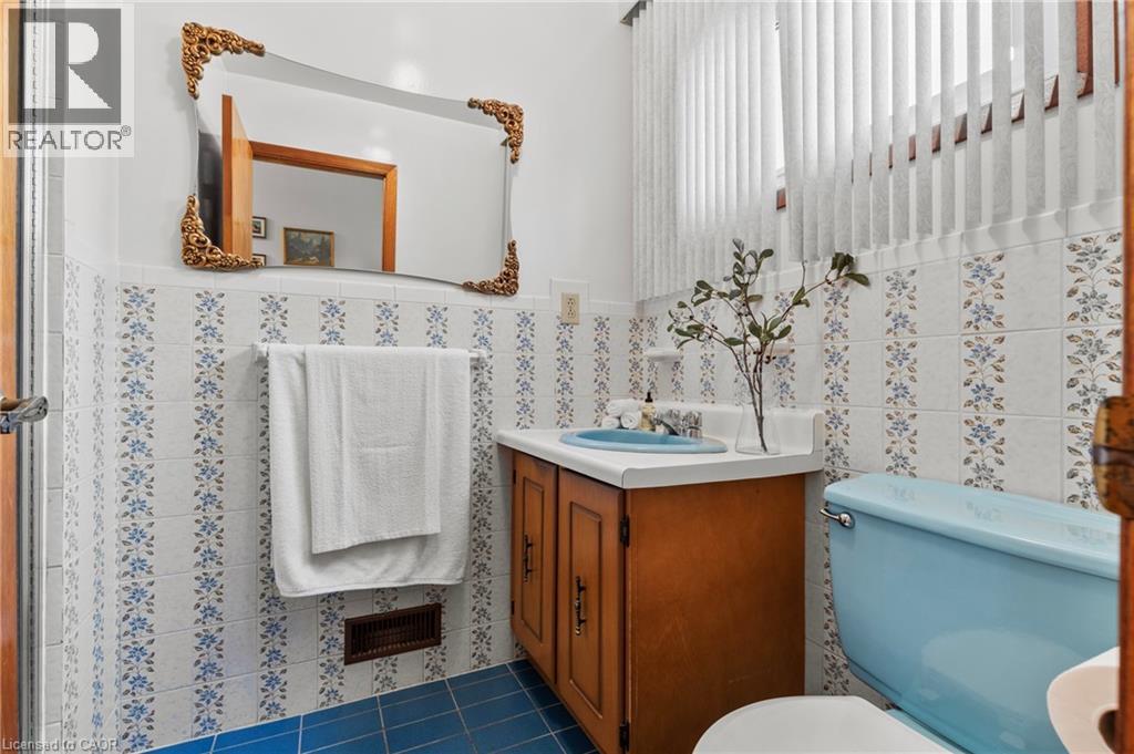 48 Village Drive, Hamilton, Ontario  L8E 3N1 - Photo 23 - 40778814